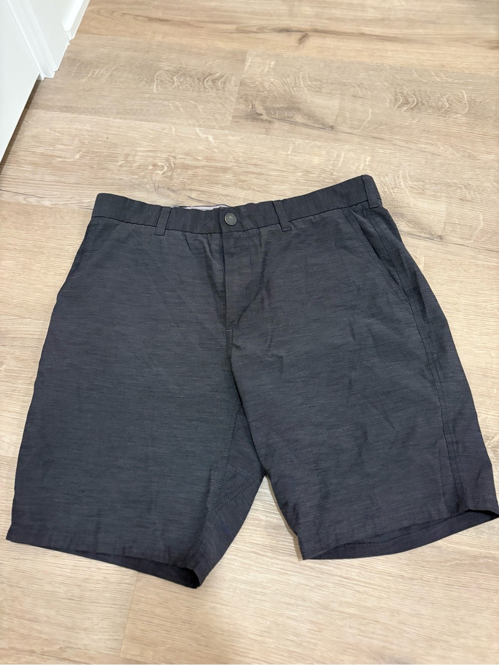 Johnnie-O Dark Grey Casual Shorts Size 32